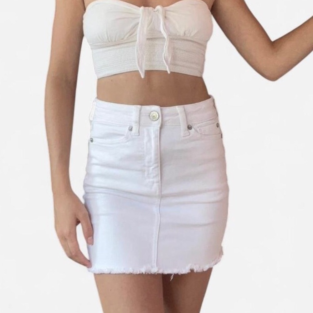 American Eagle Outfitters White Denim Mini Skirt Size 14